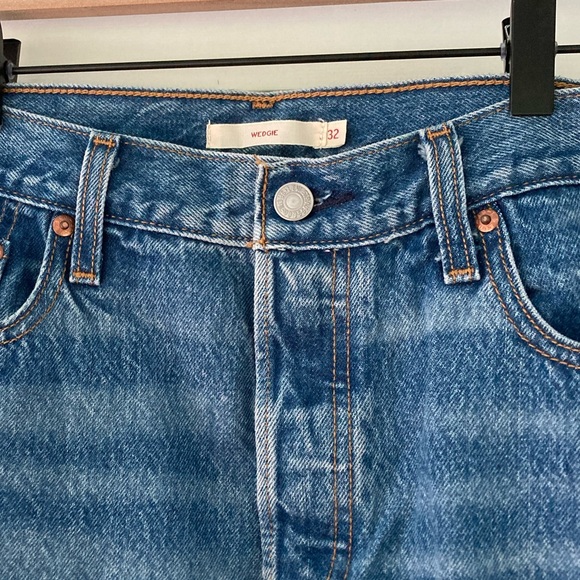 Levi’s | Wedgie Straight High-Rise Jeans Size 32 NWOT - Picture 3 of 9